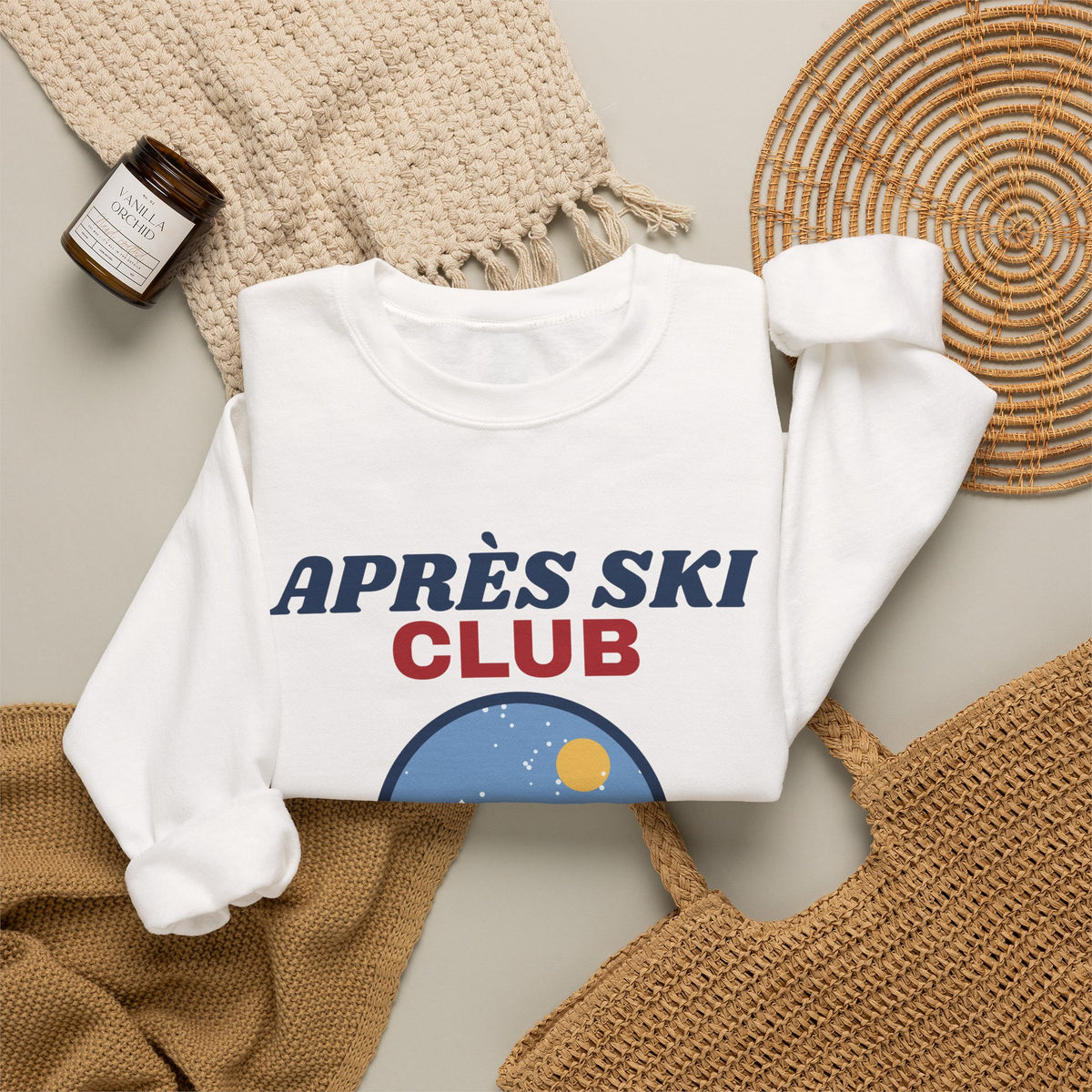 Après Ski Club Sweatshirt — Retro Mountain Ski Lodge Winter Crewneck